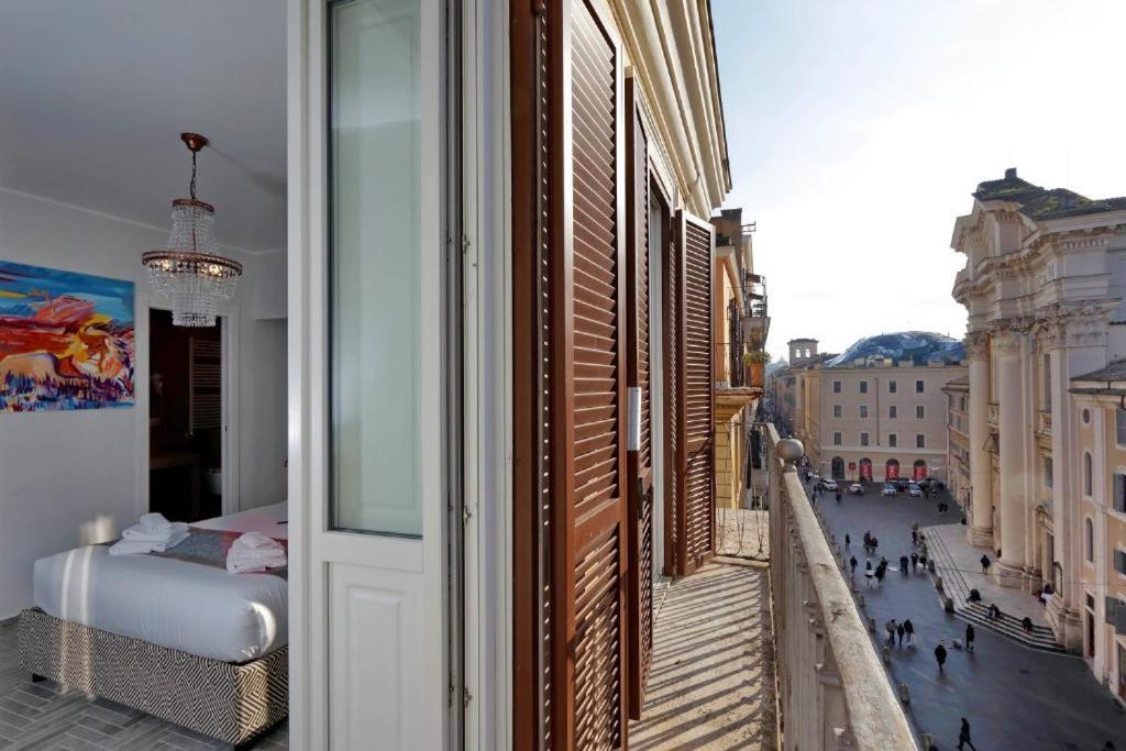 Boutique Suites Della Croce โรม ภายนอก รูปภาพ