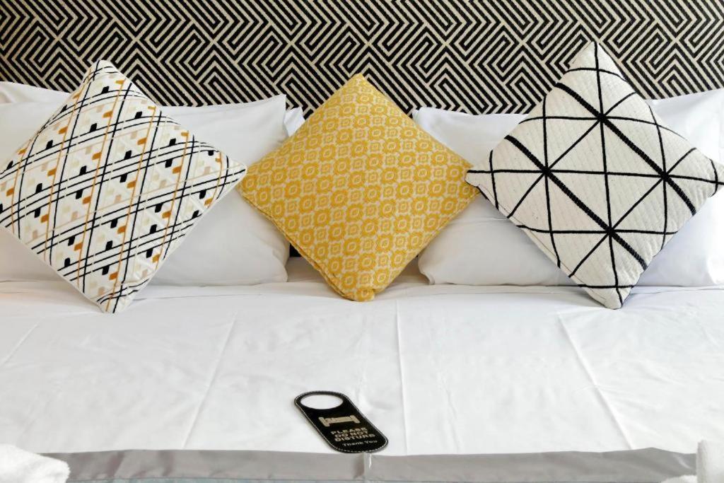 Boutique Suites Della Croce โรม ภายนอก รูปภาพ