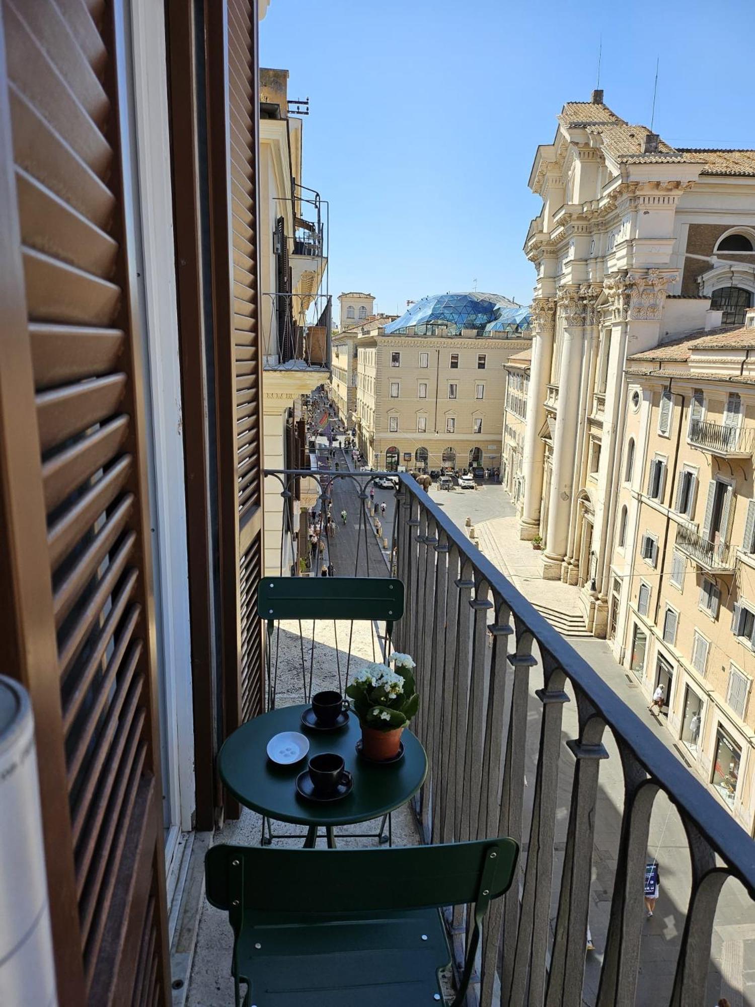 Boutique Suites Della Croce โรม ภายนอก รูปภาพ